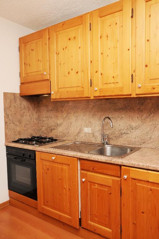Residence Marisol Camere & Appartamenti - Mezzana Centre Δωμάτιο φωτογραφία