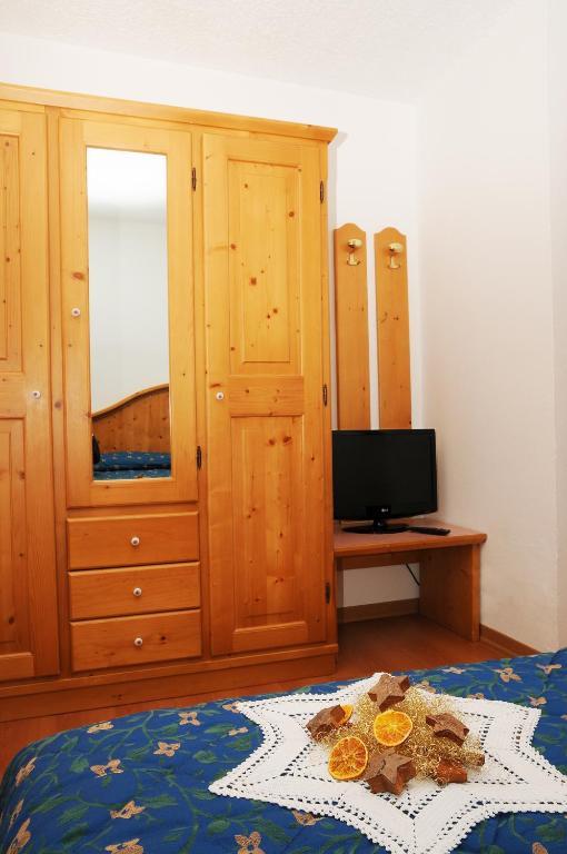 Residence Marisol Camere & Appartamenti - Mezzana Centre Δωμάτιο φωτογραφία
